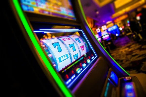 haha303 live roulette wheel spin and Allbet table interface