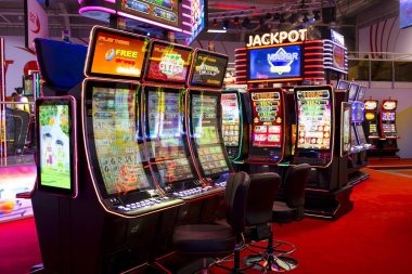 haha303 slot game balance tracking and spin results display